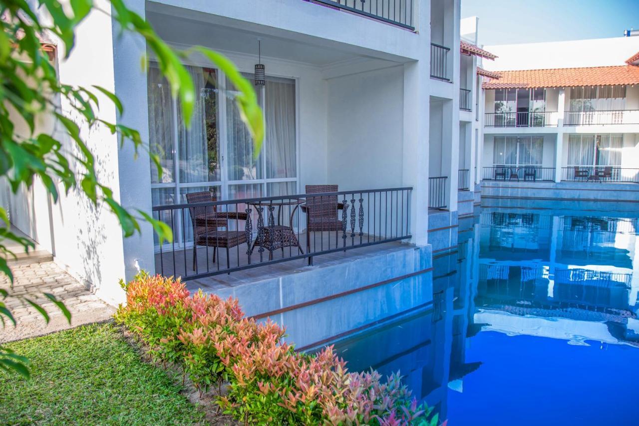 גמפהה The Covanro Airport Hotel - Katunayake מראה חיצוני תמונה