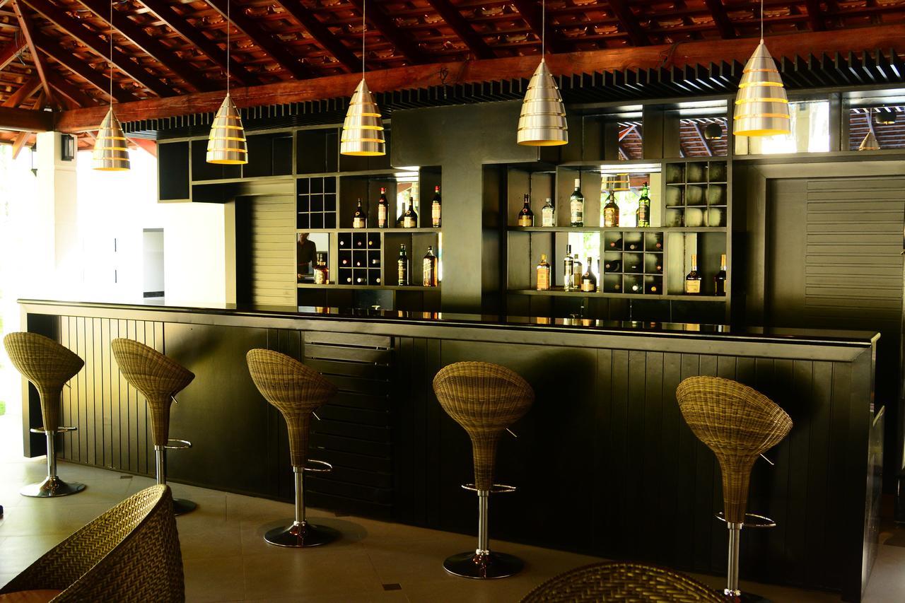 גמפהה The Covanro Airport Hotel - Katunayake מראה חיצוני תמונה