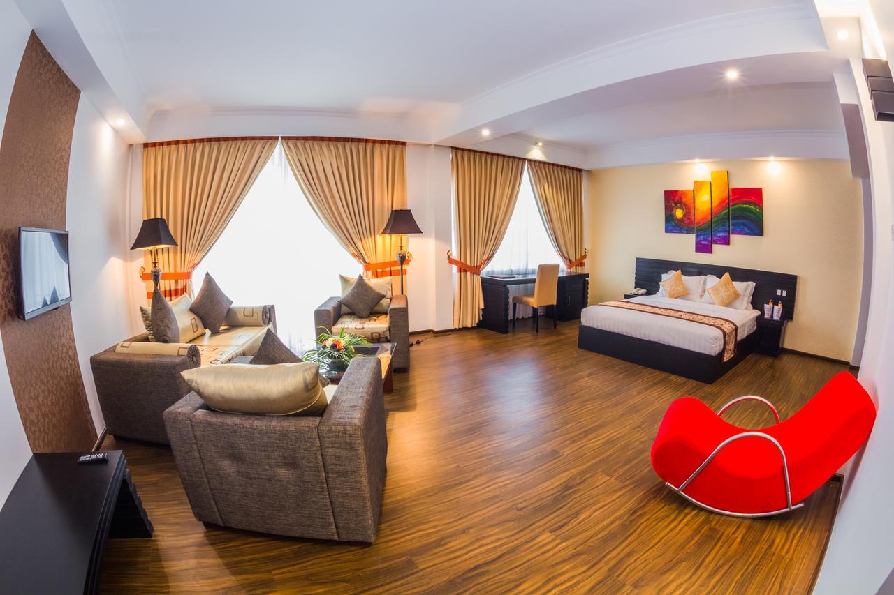 גמפהה The Covanro Airport Hotel - Katunayake חדר תמונה