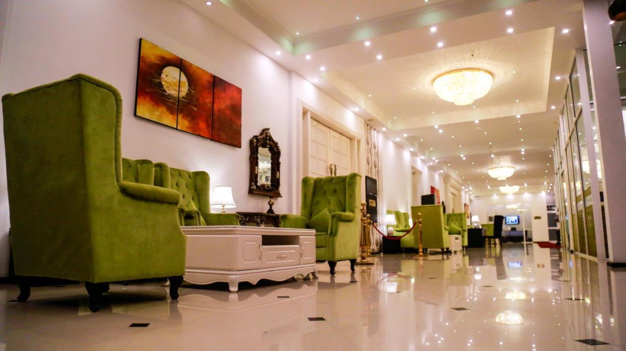 גמפהה The Covanro Airport Hotel - Katunayake מראה חיצוני תמונה