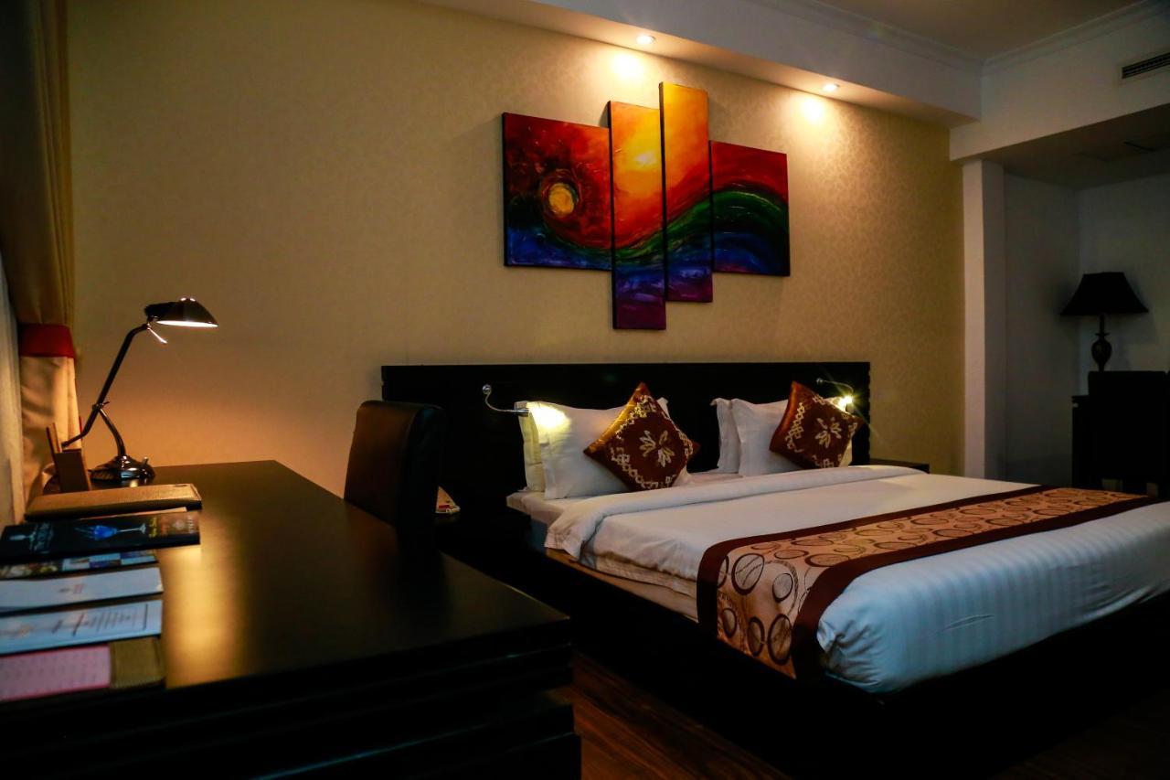 גמפהה The Covanro Airport Hotel - Katunayake מראה חיצוני תמונה